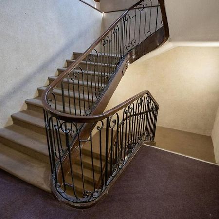 La Veilleuse - Appartement Au Coeur Du Centre Ville Limoges Exteriör bild