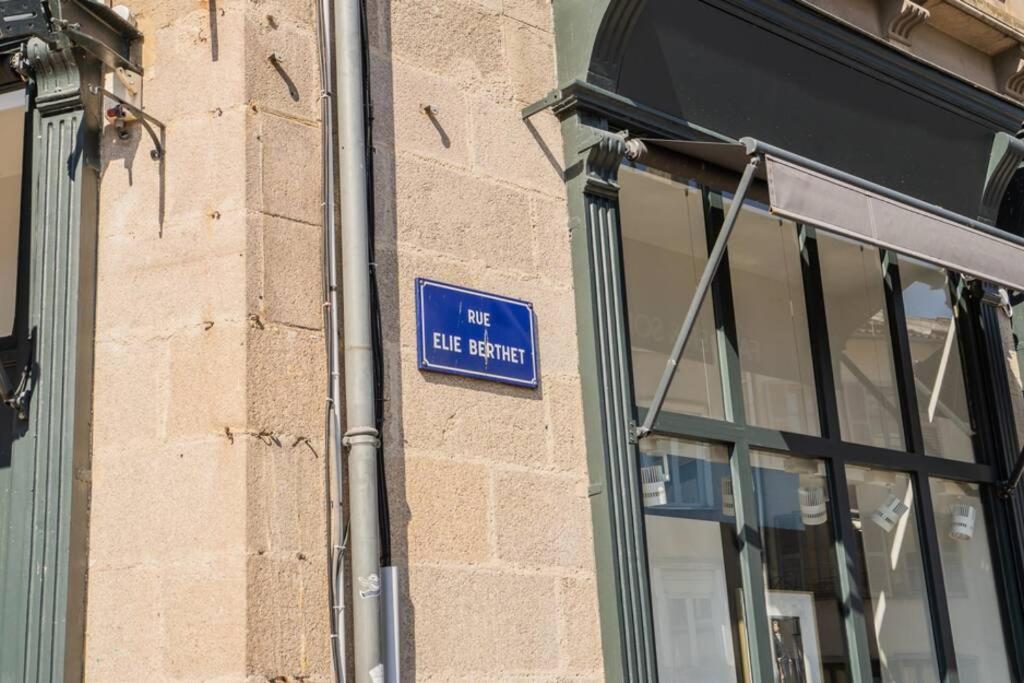 La Veilleuse - Appartement Au Coeur Du Centre Ville Limoges Exteriör bild