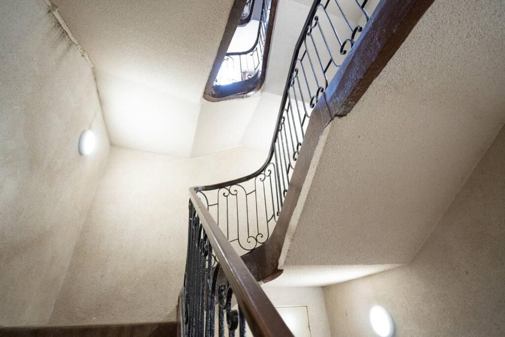 La Veilleuse - Appartement Au Coeur Du Centre Ville Limoges Exteriör bild